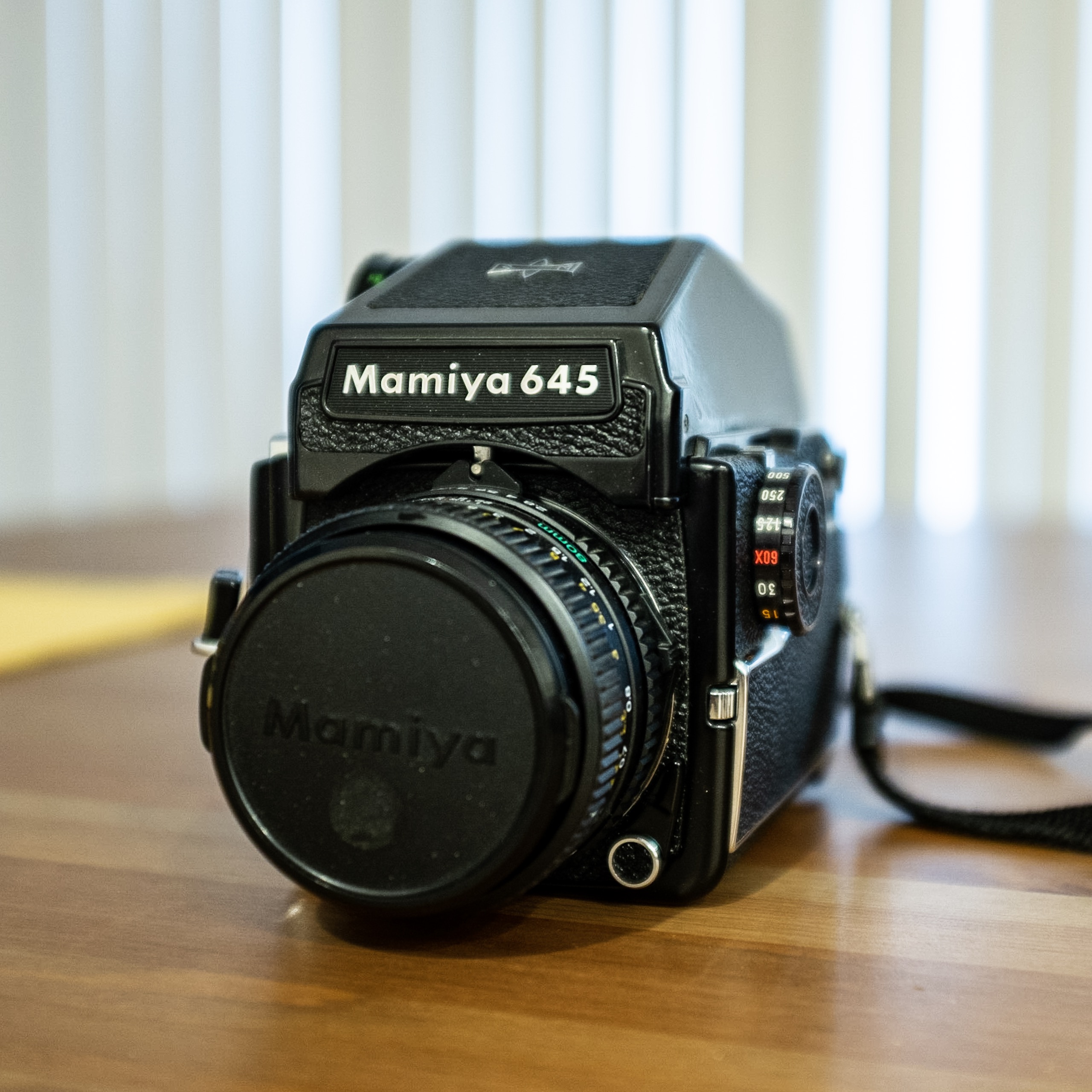 Mamiya M645 1000s Review | Spotlight